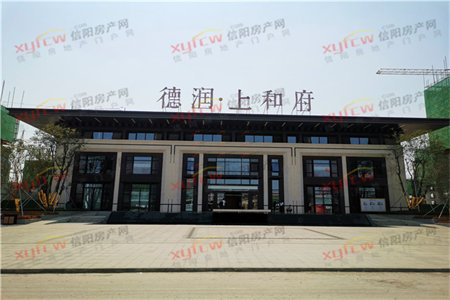 密州龙海文苑3室2厅1卫67万110m2出售